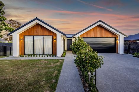Photo of property in 74 Turuturu Road, Hawera, 4674