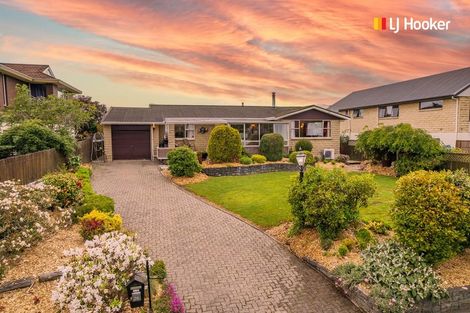 Photo of property in 26 Walton Park Avenue, Fairfield, Dunedin, 9018