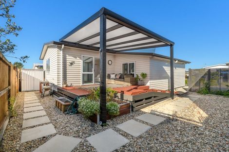 Photo of property in 11 Kamahi Crescent, Papamoa Beach, Papamoa, 3118