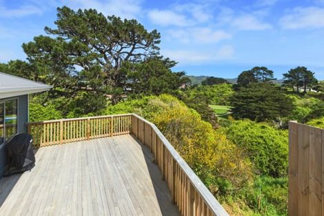 Photo of property in 17a Gloucester Street, Cannons Creek, Porirua, 5024