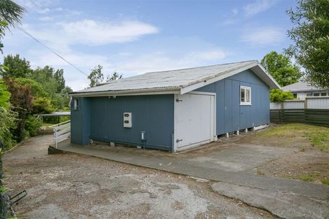Photo of property in 60 Matuku Street, Two Mile Bay, Taupo, 3330