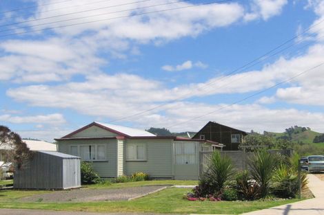 Photo of property in 18 Hillview Road, Waihi Beach, 3611