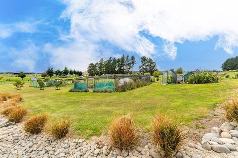 Photo of property in 25 Bradfield Road, Weston, Oamaru, 9491