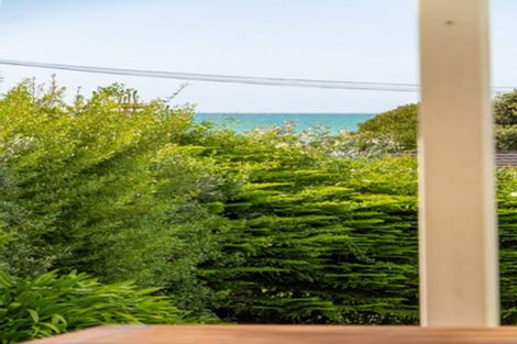 Photo of property in 47 Pinedale Crescent, Riversdale Beach, Masterton, 5872