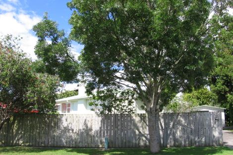 Photo of property in 18 Lynden Avenue, Hillcrest, Auckland, 0627