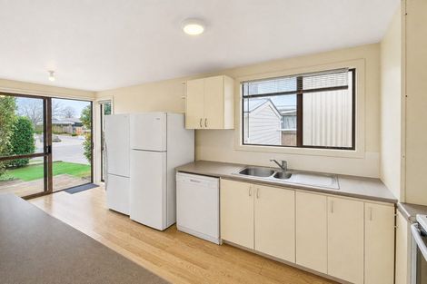 Photo of property in 18 Hillary Crescent, Upper Riccarton, Christchurch, 8041