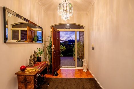 Photo of property in 1 Rifleman Lane, Paraparaumu Beach, Paraparaumu, 5032