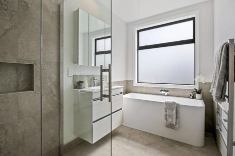 Photo of property in 111 Mclarin Road, Glenbrook, 2681