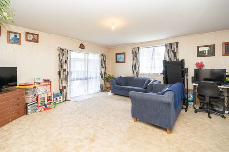 Photo of property in 14 Velma Crescent, Nawton, Hamilton, 3200