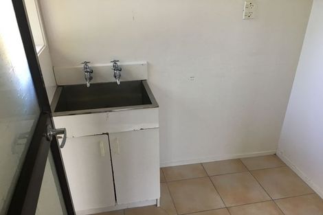 Photo of property in 15 Olena Avenue, Sunnyhills, Auckland, 2010