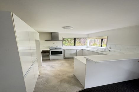 Photo of property in 2/2 Aorangi Place, Birkenhead, Auckland, 0626