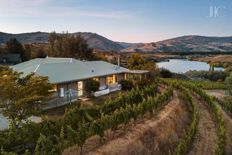 Photo of property in 15a Cairnmuir Road, Nevis, Cromwell, 9384