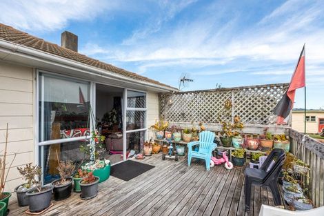 Photo of property in 126 Corinna Street, Waitangirua, Porirua, 5024