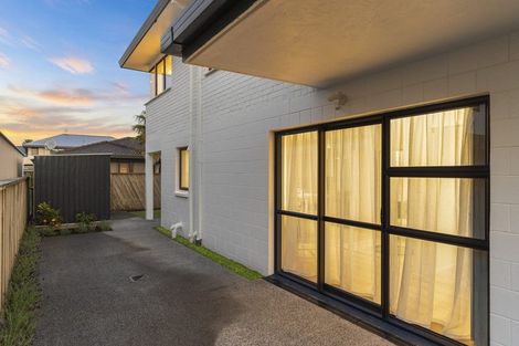 Photo of property in 2/267 Oceanbeach Road, Mount Maunganui, 3116
