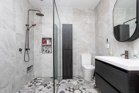 Photo of property in 24 Chamberlain Street, Dannevirke, 4930