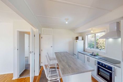 Photo of property in 22 Link Road, Newlands, Wellington, 6037