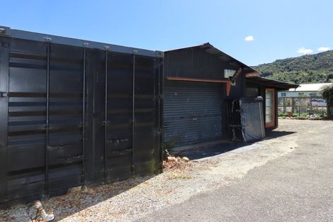Photo of property in 69 Shiel Street, Reefton, 7830
