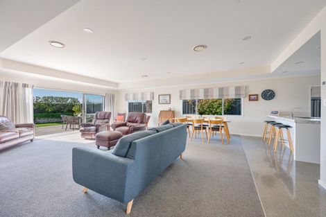 Photo of property in 40 Hurunui Drive, Te Awa, Napier, 4110