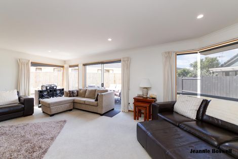 Photo of property in 76b Albert Street, Palmerston North, 4414