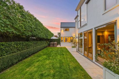 Photo of property in 131a Hamilton Avenue, Ilam, Christchurch, 8041