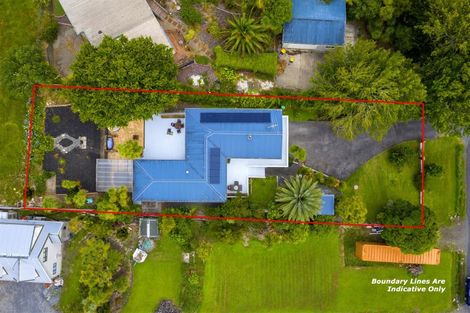 Photo of property in 23 Grassmere Road, Henderson Valley, Auckland, 0612