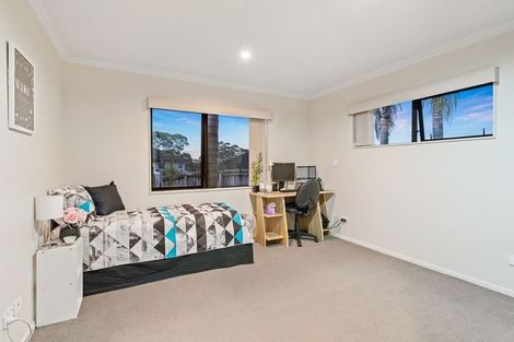 Photo of property in 45 Sapperton Drive, Henderson, Auckland, 0612