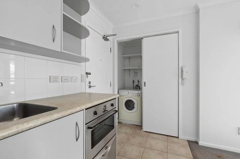 Photo of property in The Rennaissance, 5j/18 Ronwood Avenue, Manukau, Auckland, 2104