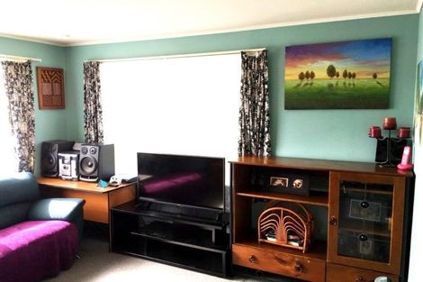 Photo of property in 178 Waitemata Drive, Ranui, Auckland, 0612