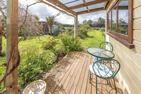 Photo of property in 166 Blueskin Road, Brunswick, Whanganui, 4571