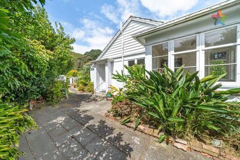 Photo of property in 21 Hayward Terrace, Waiwhetu, Lower Hutt, 5010