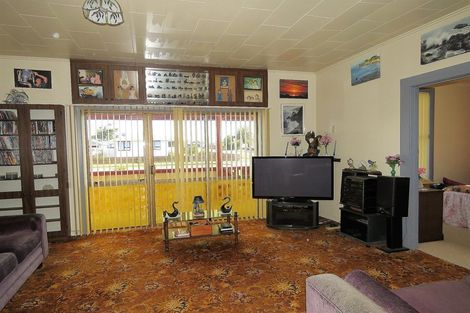 Photo of property in 20 Bentham Street, Westport, 7825