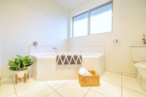 Photo of property in 53 Harvard Avenue, Wigram, Christchurch, 8042