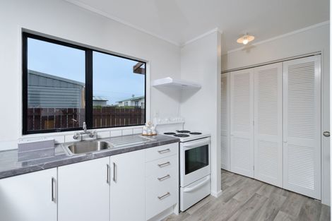 Photo of property in 5 Posa Avenue, Henderson, Auckland, 0612