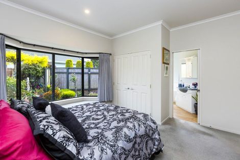 Photo of property in 11a Ormrod Grove, Riverstone Terraces, Upper Hutt, 5018