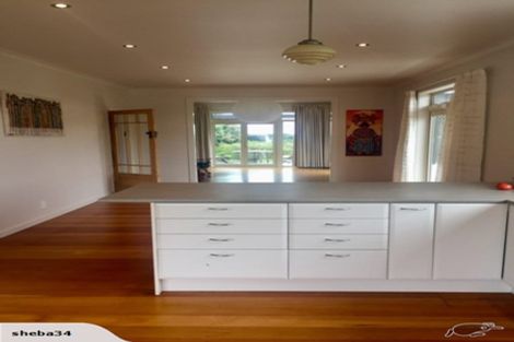 Photo of property in 36 Aperahama Street, Paekakariki, 5034