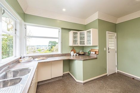 Photo of property in 4 Hillside Terrace, Saint Johns Hill, Whanganui, 4500