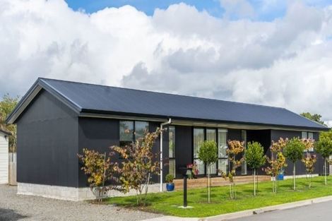 Photo of property in 10 Garrity Lane, Greytown, 5712