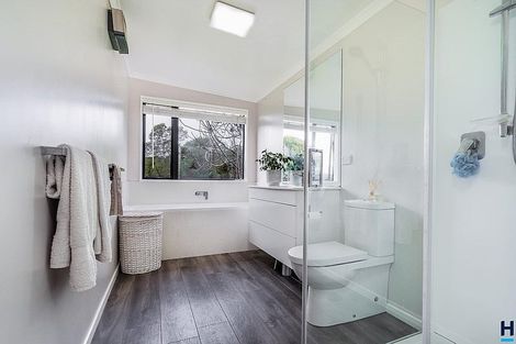 Photo of property in 72 Stafford Drive, Ruby Bay, Mapua, 7005