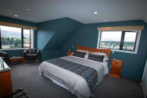 Photo of property in 12 Hamilton Drive, Lake Tekapo, 7999