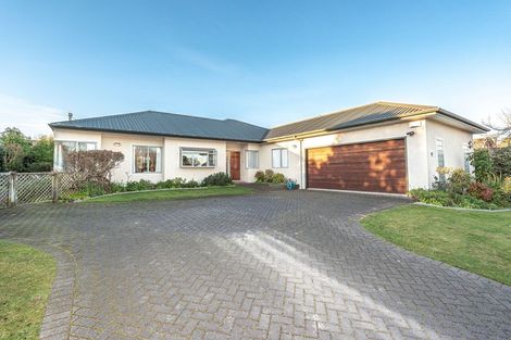 Photo of property in 6 Holdsworth Drive, Otamatea, Whanganui, 4500