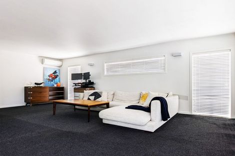 Photo of property in 85 Verbena Road, Birkdale, Auckland, 0626