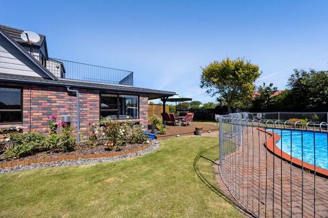 Photo of property in 9 County Drive, Hawera, 4610