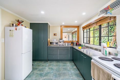 Photo of property in 345 Hebden Crescent, Kelson, Lower Hutt, 5010