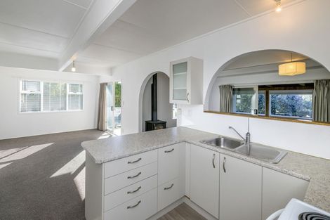 Photo of property in 329 Te Horo Beach Road, Te Horo Beach, Otaki, 5581