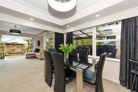 Photo of property in 9 Lynwood Place, Chedworth, Hamilton, 3210