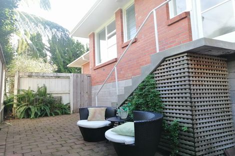 Photo of property in 3/240 Hurstmere Road, Takapuna, Auckland, 0622
