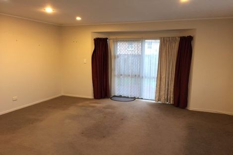 Photo of property in 4/14 Phoenix Place, Papatoetoe, Auckland, 2025
