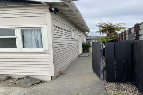 Photo of property in 68 Estuary Road, New Brighton, Christchurch, 8061