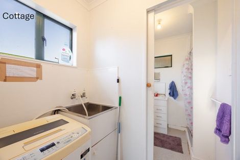 Photo of property in 18 Howard Road, Taradale, Napier, 4112