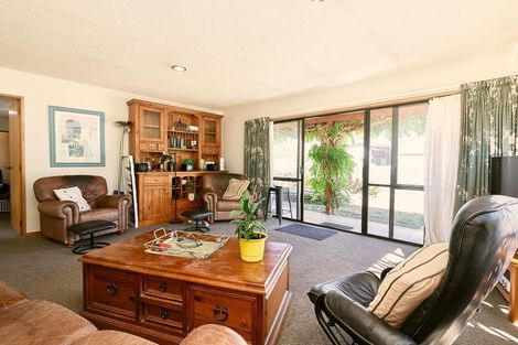 Photo of property in 11 Inverness Crescent, Arrowtown, 9302